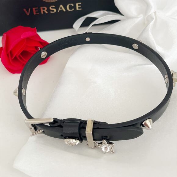 VERSACE La Medusa Embellished Leather Black Choker Necklace NWOT - Picture 11 of 11